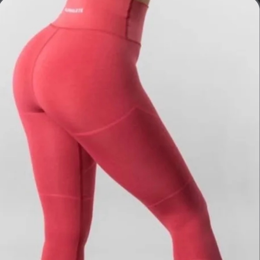 New W/O Tags Alphalete OG Revival Leggings Cherry Icee Small Limited Amplify - Picture 2 of 6